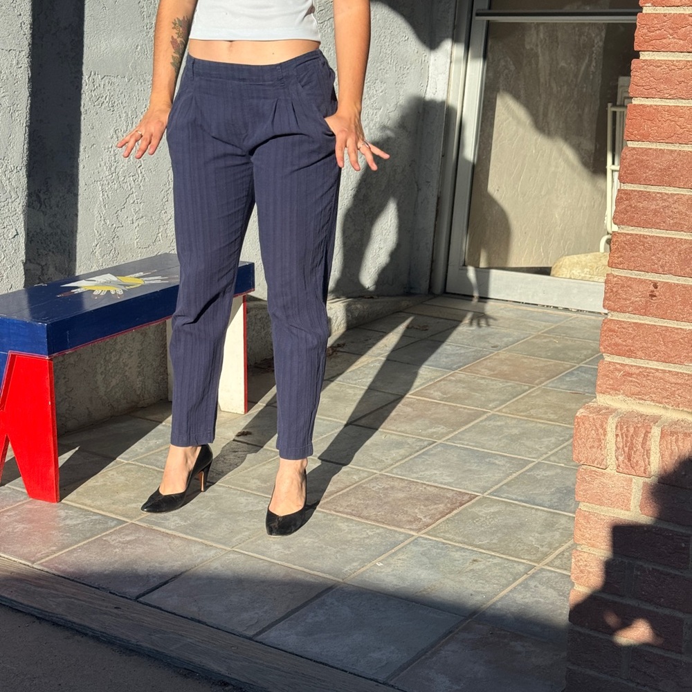 Locals M Navy Pleated Waist Ankle Trousers